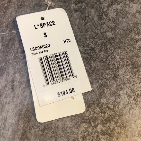 L*SPACE Coco One Piece Swimsuit In Hot Cherry Size S - Picture 8 of 8